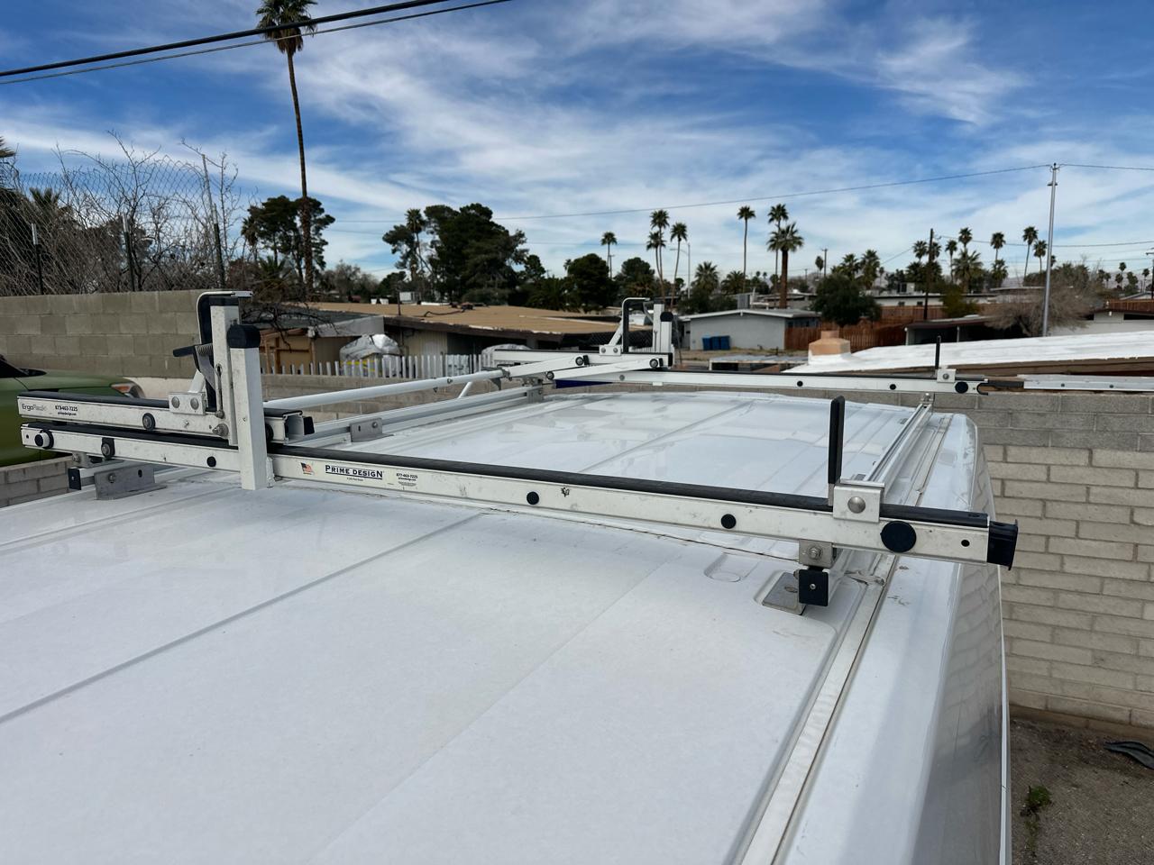 Ford Transit 250 Van Low Roof w/Sliding Pass. 130-in. WB 2019