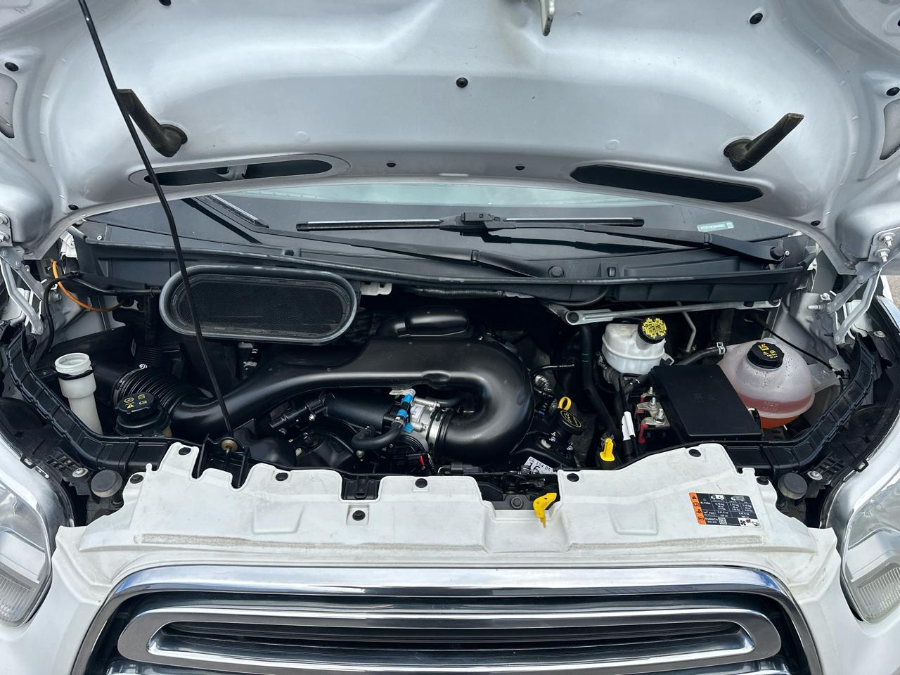 Ford Transit 250 Van Low Roof w/Sliding Pass. 130-in. WB 2019