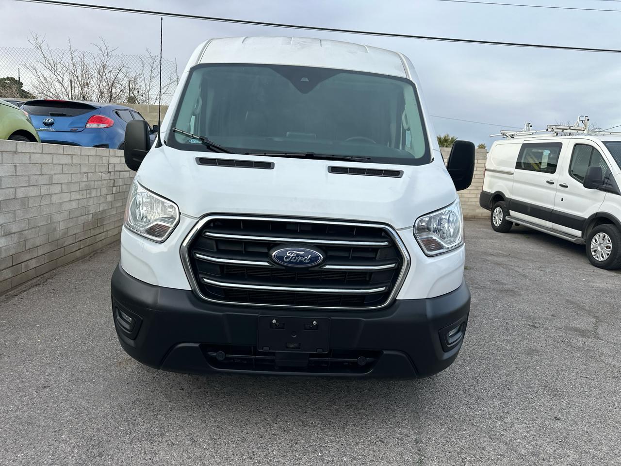 Ford Transit 250 Van Med. Roof w/Sliding Pass. 130-in. WB 2020