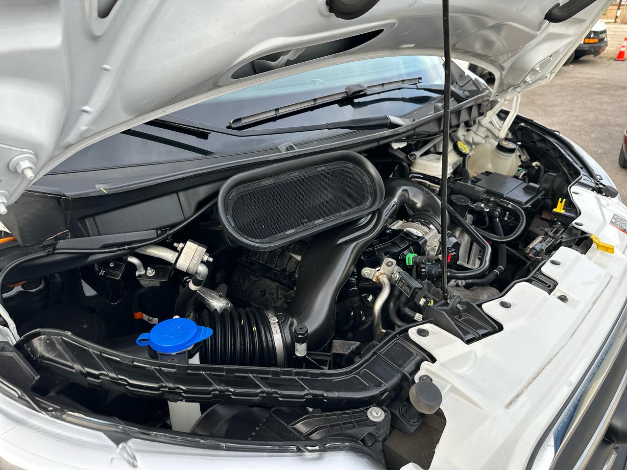 Ford Transit 250 Van Med. Roof w/Sliding Pass. 130-in. WB 2020