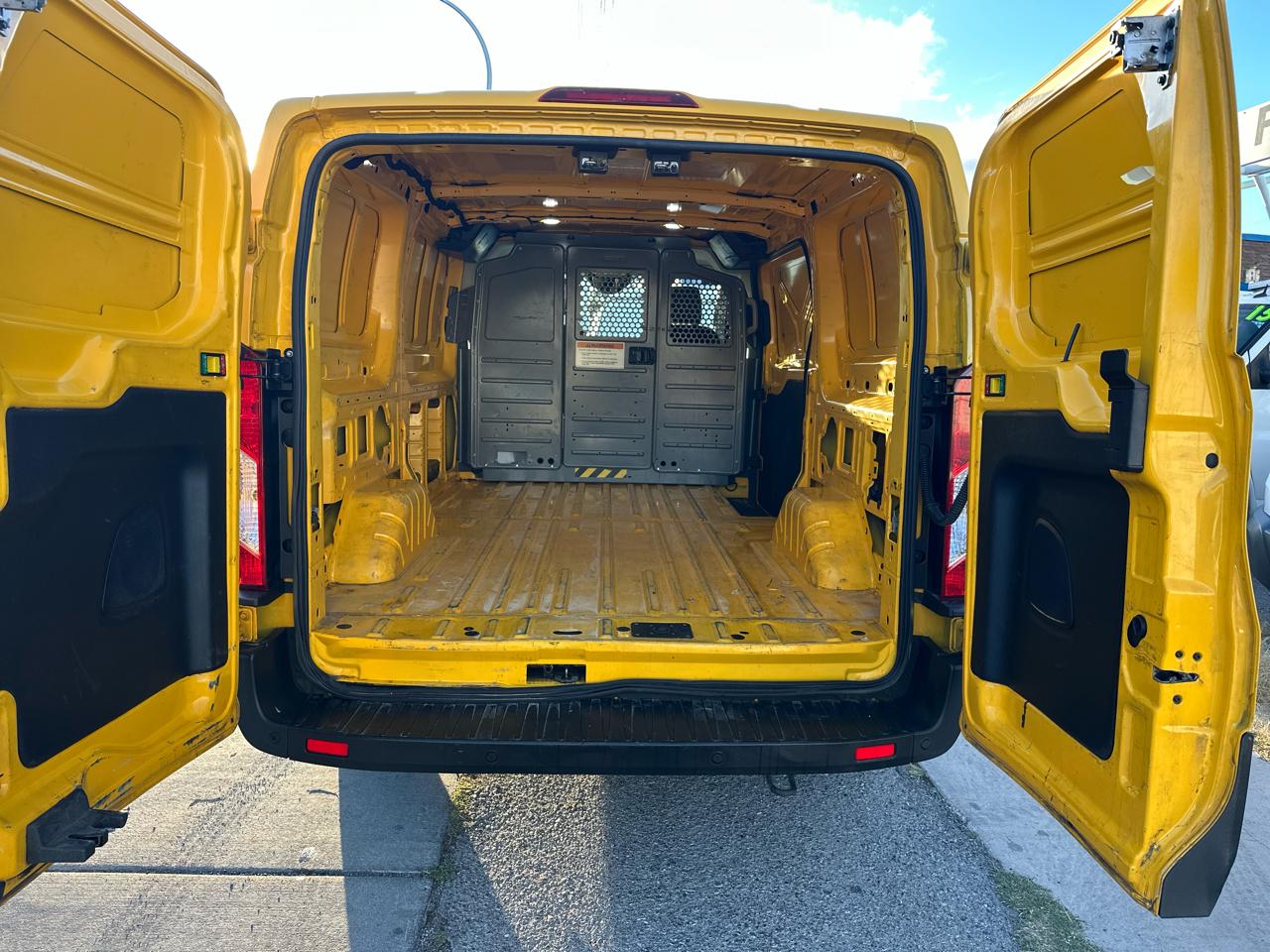 Ford Transit 150 Van Low Roof w/Sliding Pass. 130-in. WB 2021