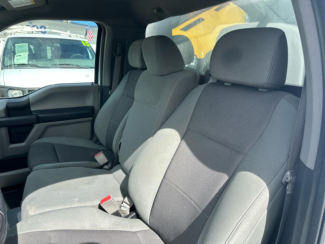 Ford F-150 2WD Reg Cab 122.5" XL 2018