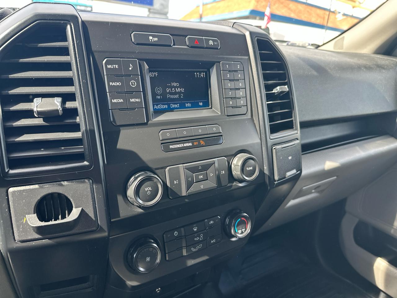 Ford F-150 2WD Reg Cab 122.5" XL 2018