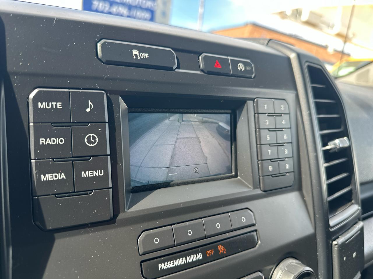 Ford F-150 2WD Reg Cab 122.5" XL 2018