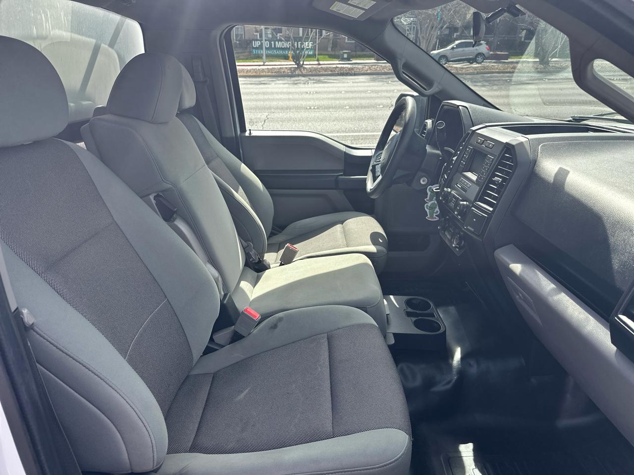 Ford F-150 2WD Reg Cab 122.5" XL 2018