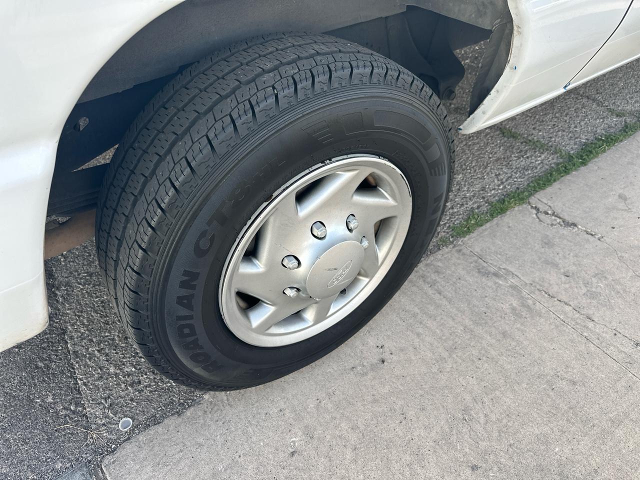 Ford Econoline E-150 2013