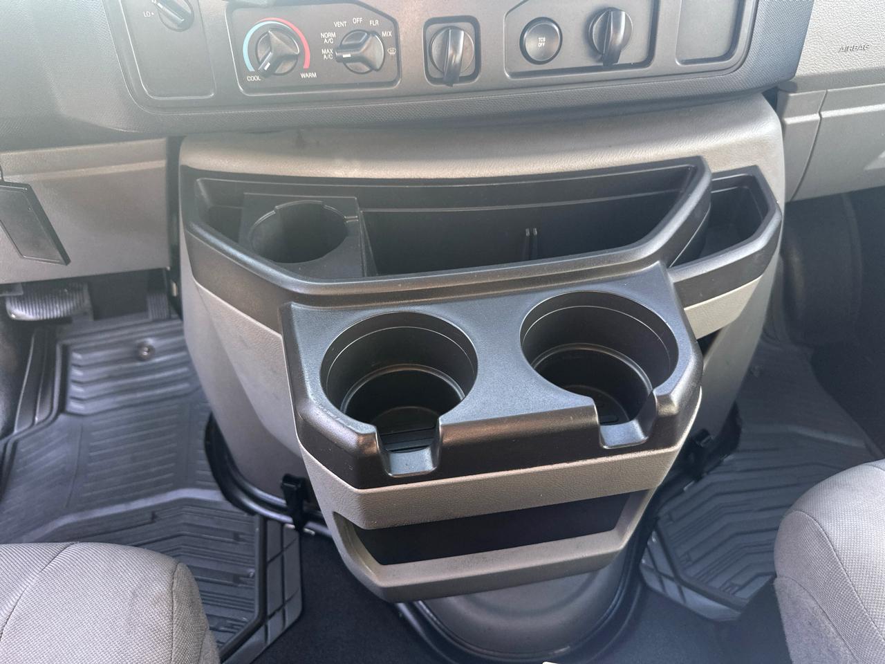 Ford Econoline E-150 2013