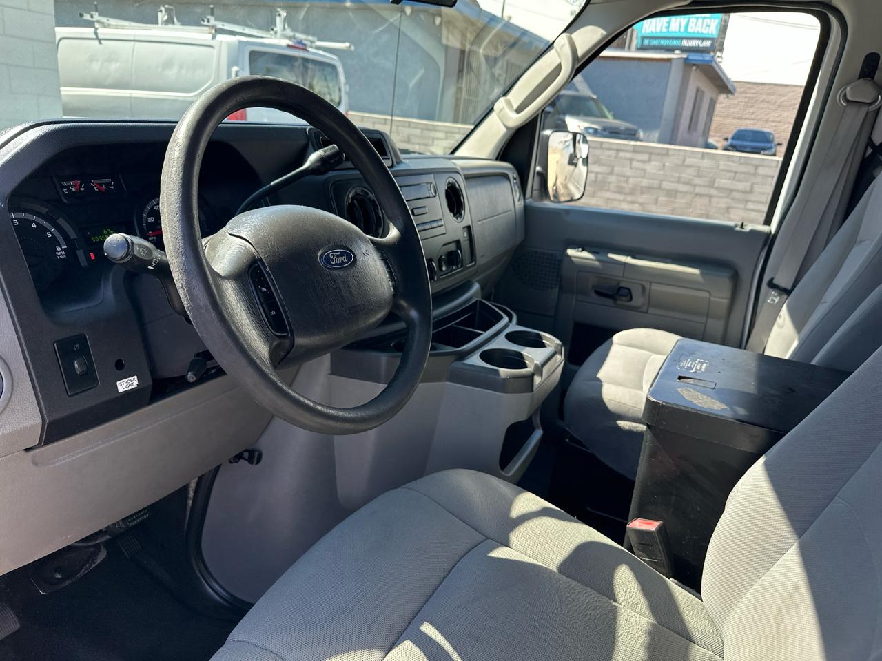 Ford Econoline E-150 2013