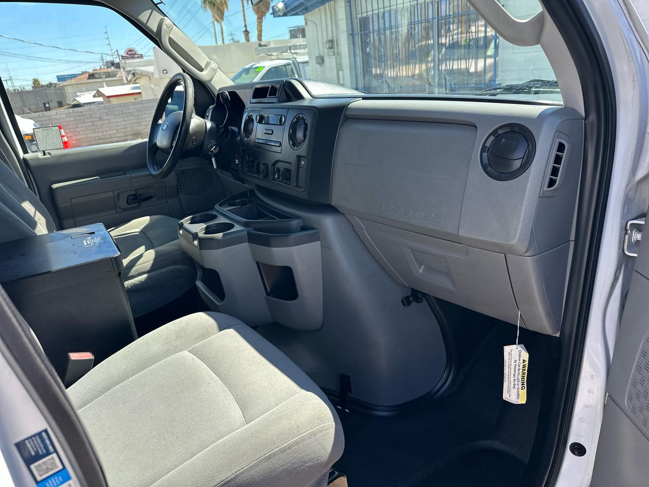 Ford Econoline E-150 2013