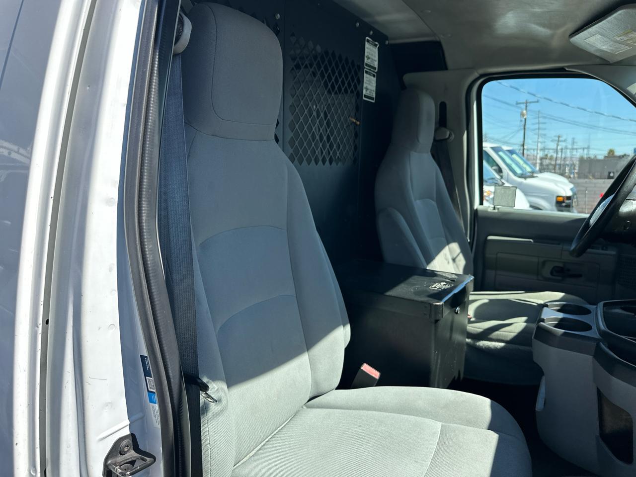 Ford Econoline E-150 2013