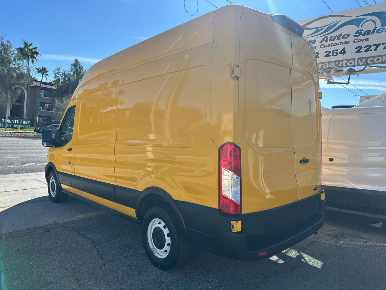 Ford Transit 250 Van High Roof w/Sliding Pass. 148-in. WB 2021
