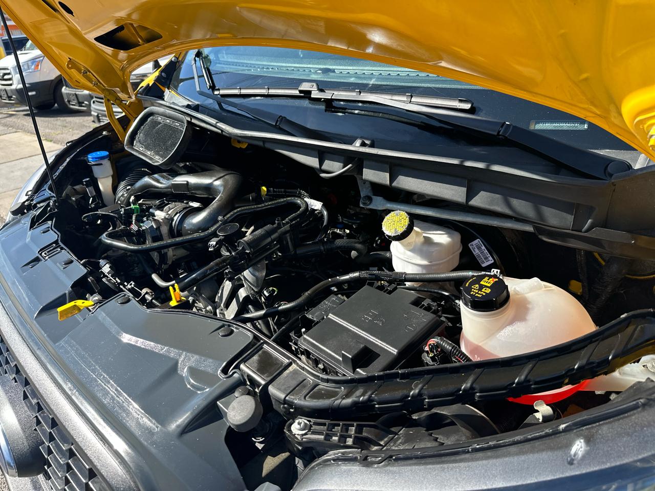 Ford Transit 250 Van High Roof w/Sliding Pass. 148-in. WB 2021