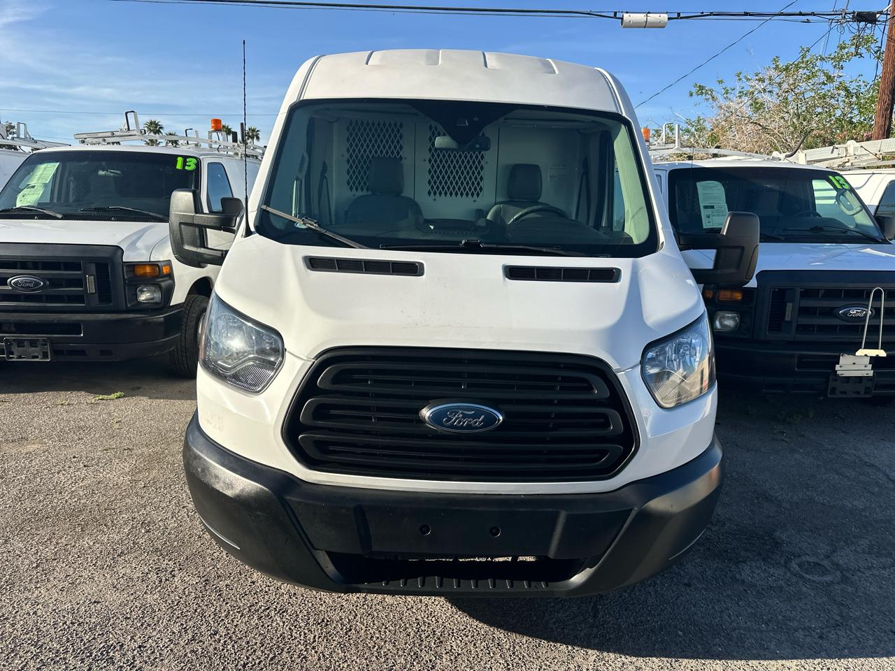 Ford Transit 350 Van Med. Roof w/Sliding Pass. 148-in. WB 2019