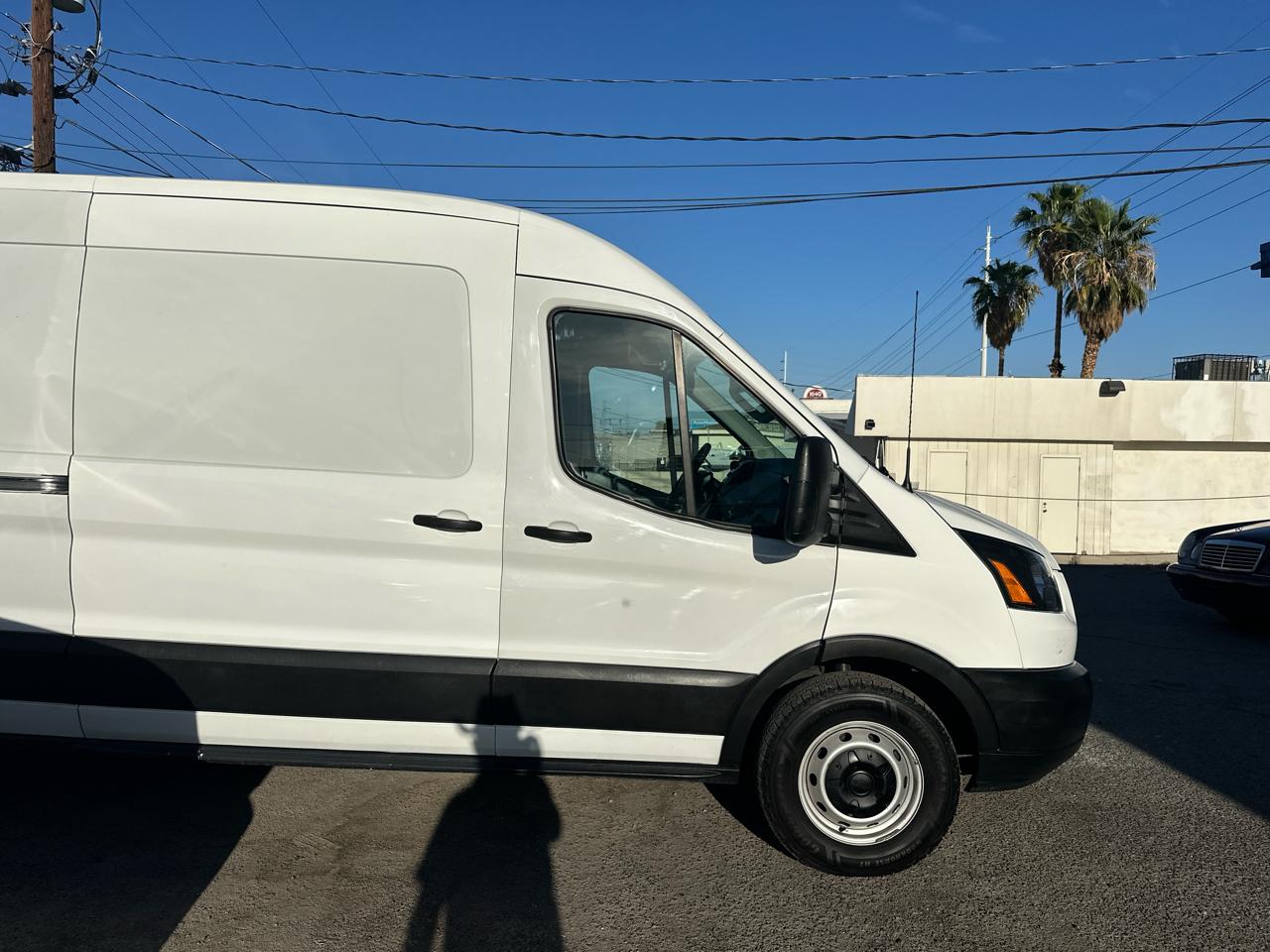 Ford Transit 350 Van Med. Roof w/Sliding Pass. 148-in. WB 2019