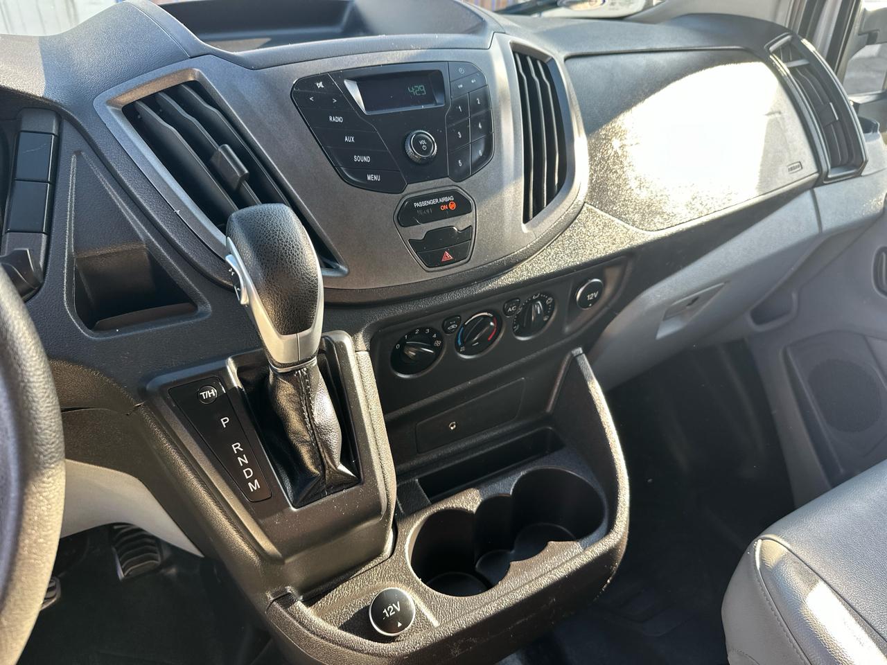 Ford Transit 350 Van Med. Roof w/Sliding Pass. 148-in. WB 2019