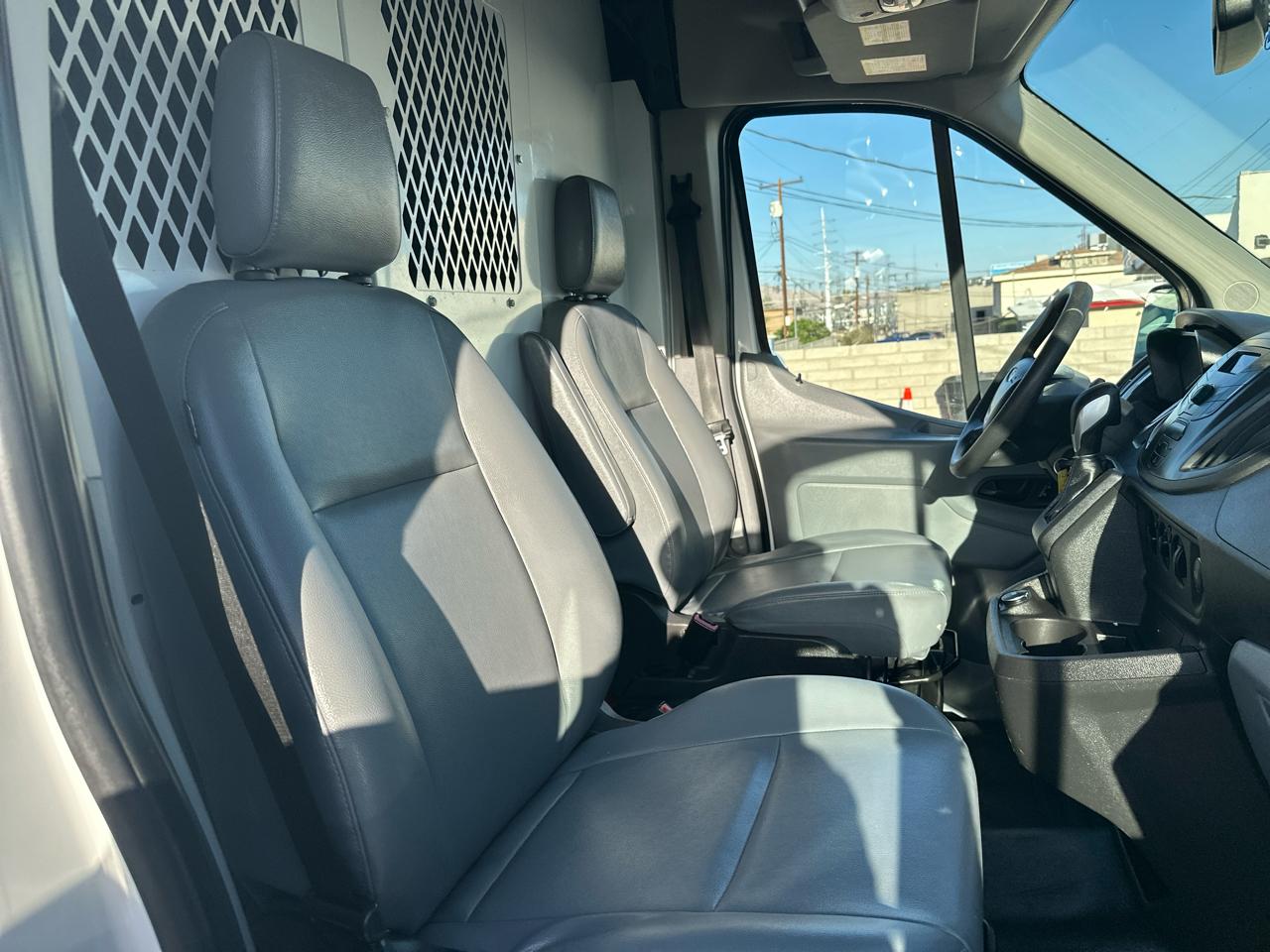 Ford Transit 350 Van Med. Roof w/Sliding Pass. 148-in. WB 2019