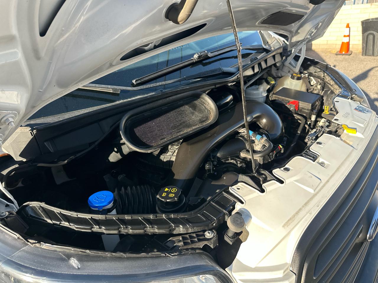 Ford Transit 350 Van Med. Roof w/Sliding Pass. 148-in. WB 2019