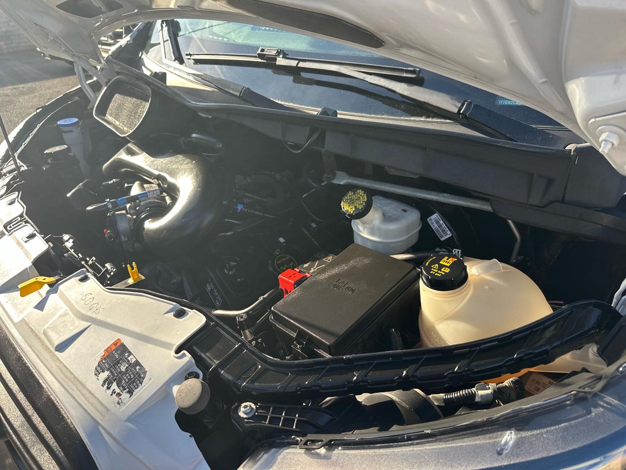 Ford Transit 350 Van Med. Roof w/Sliding Pass. 148-in. WB 2019