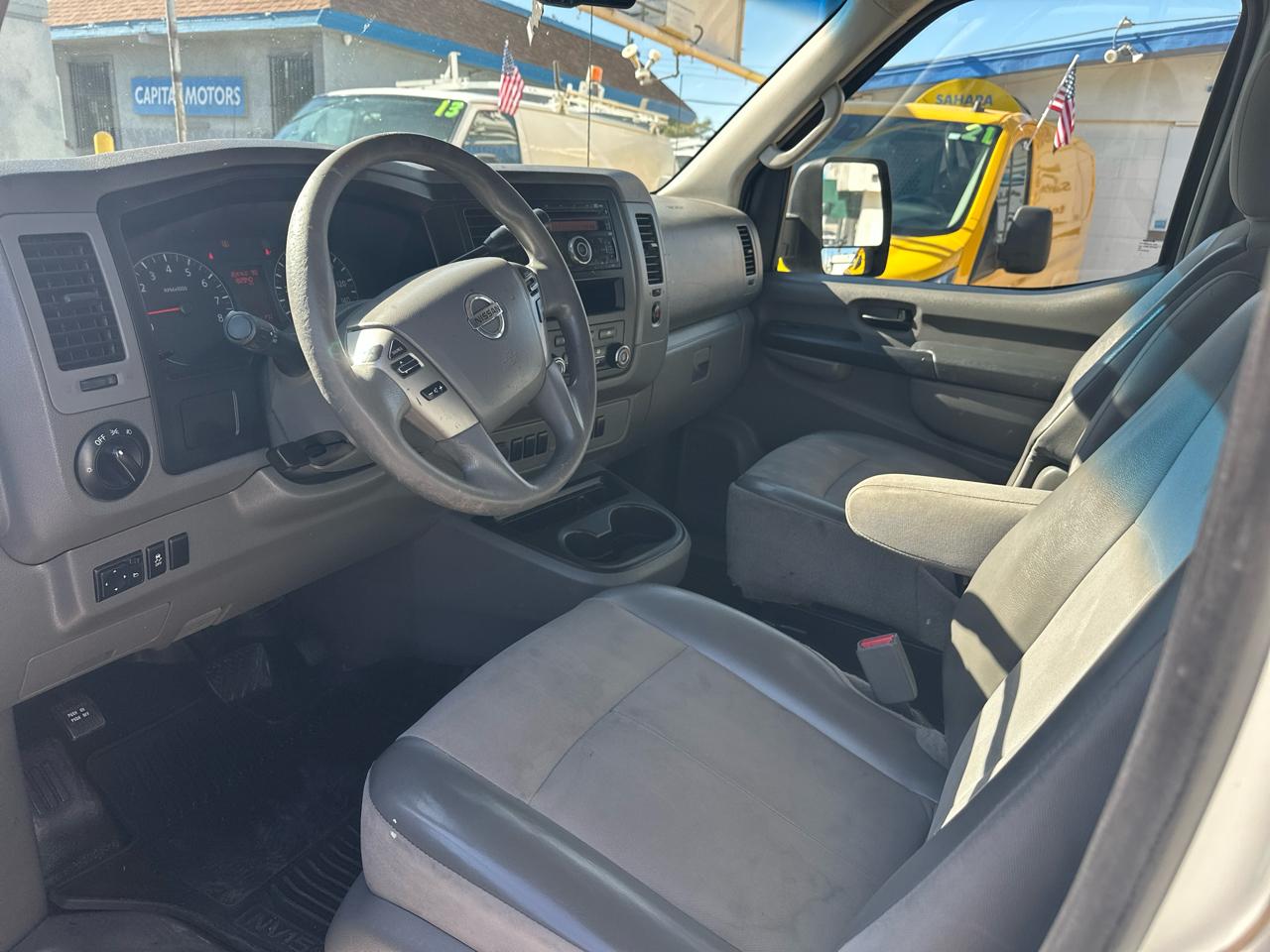 Nissan NV Cargo 1500 SV 2015