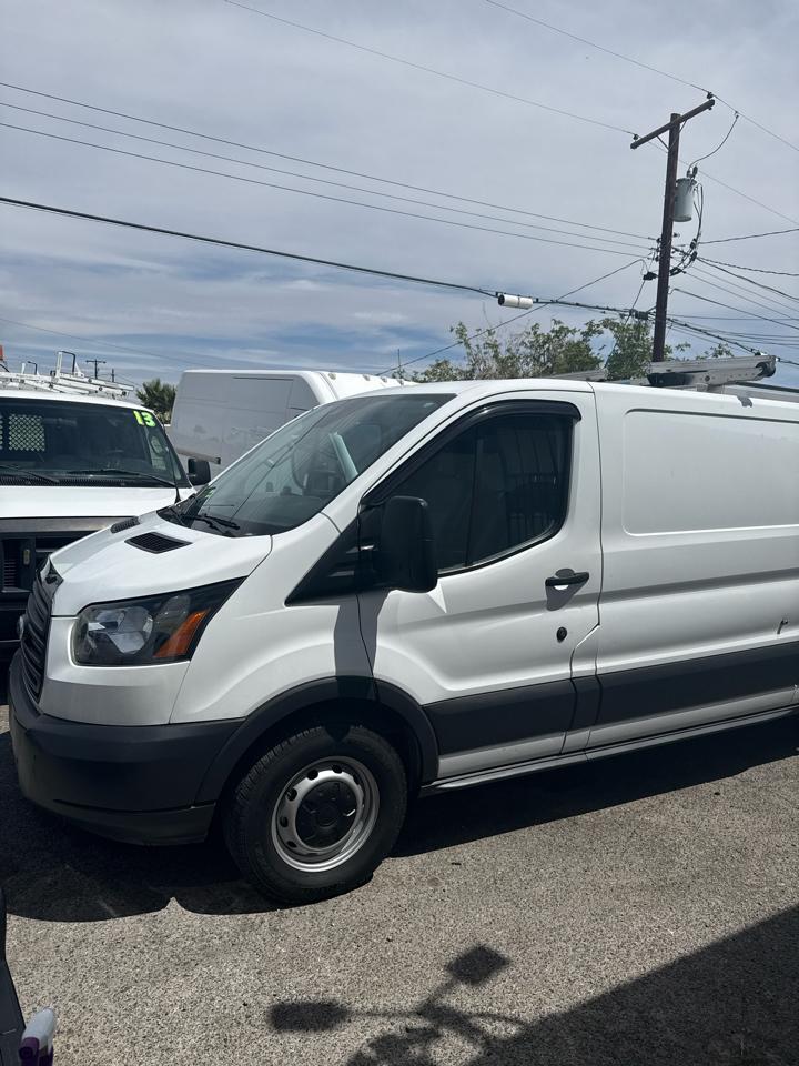 Ford Transit 350 Van Low Roof w/Sliding Pass. 148-in. WB 2018