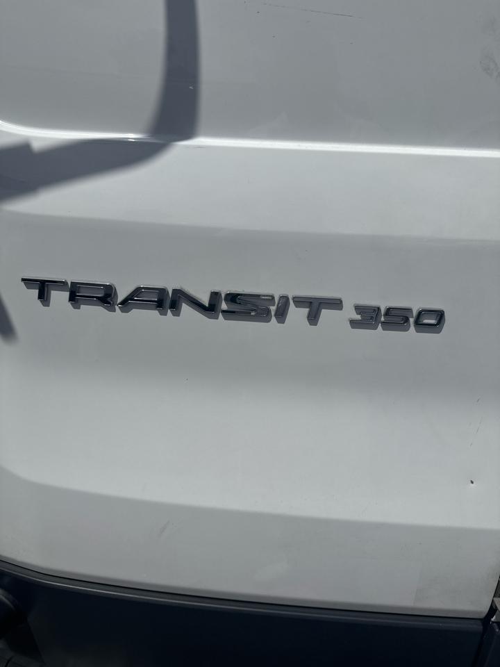 Ford Transit 350 Van Low Roof w/Sliding Pass. 148-in. WB 2018