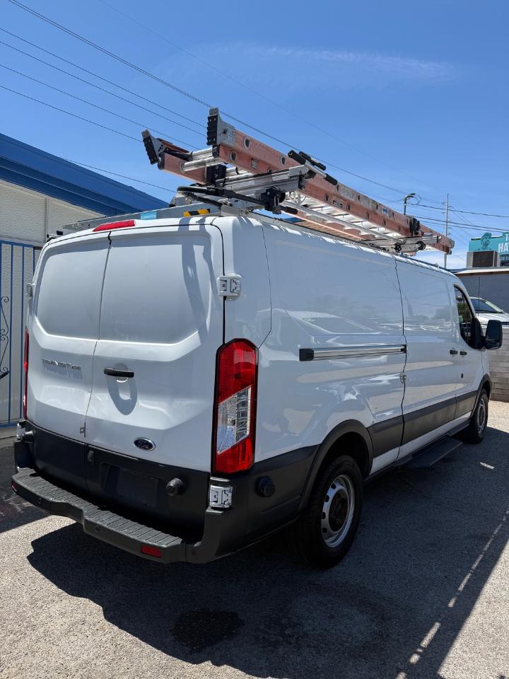 Ford Transit 250 Van Low Roof w/Sliding Pass. 148-in. WB 2018