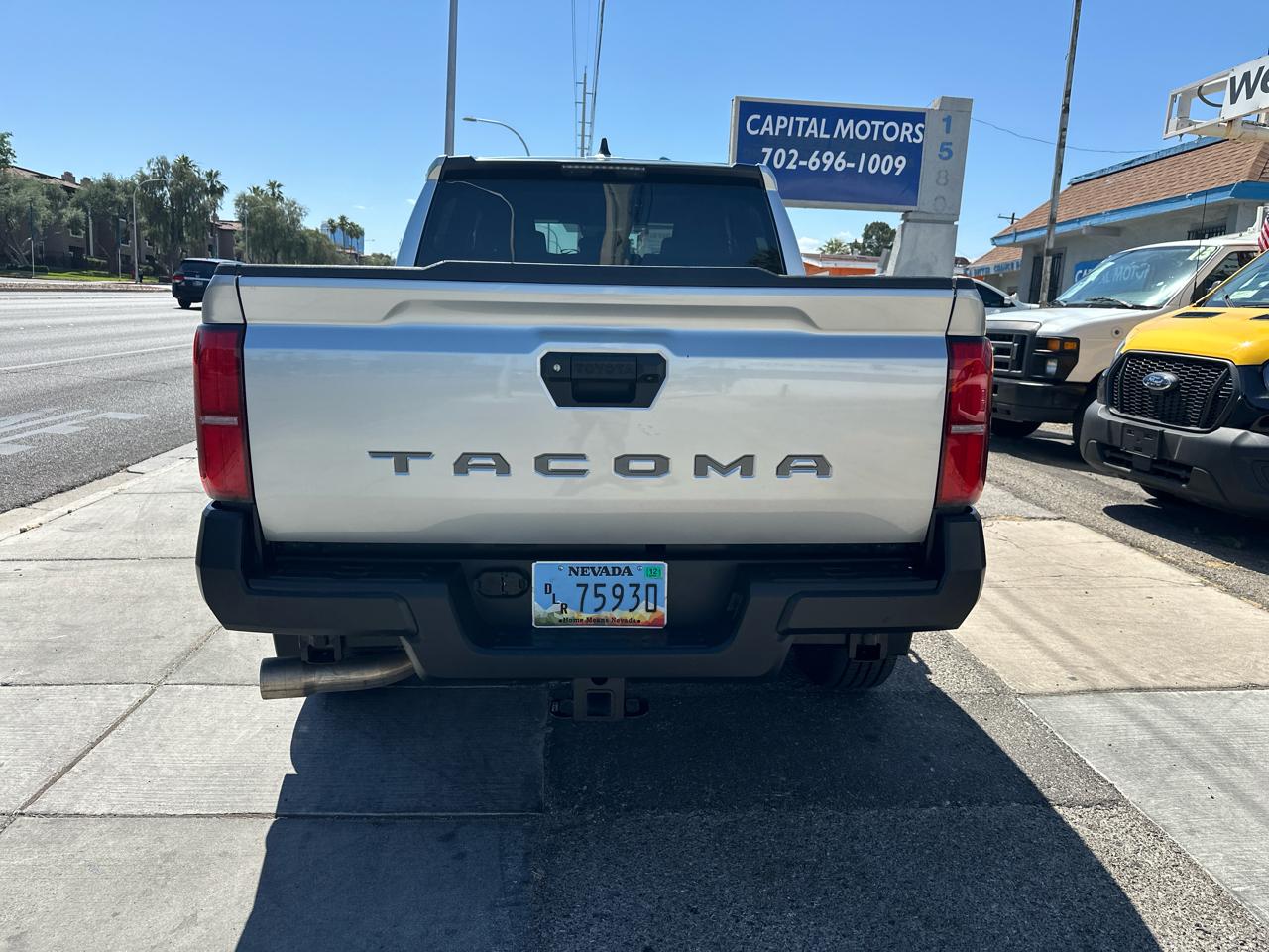 Toyota Tacoma SR Double Cab 2WD 2024