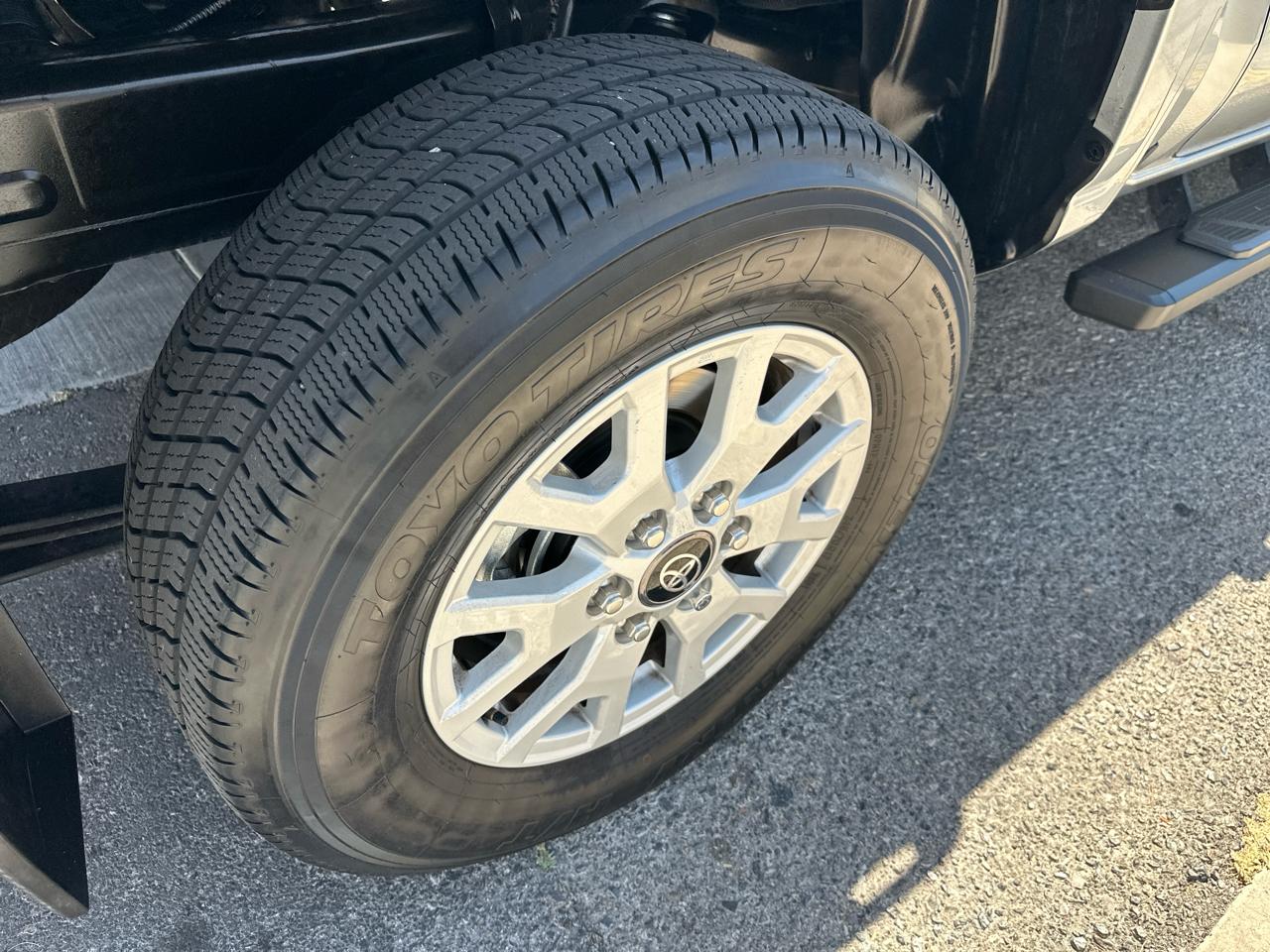 Toyota Tacoma SR Double Cab 2WD 2024