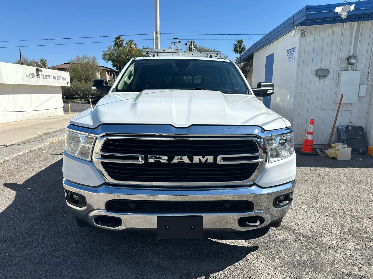RAM 1500 Big Horn Crew Cab SWB 4WD 2020