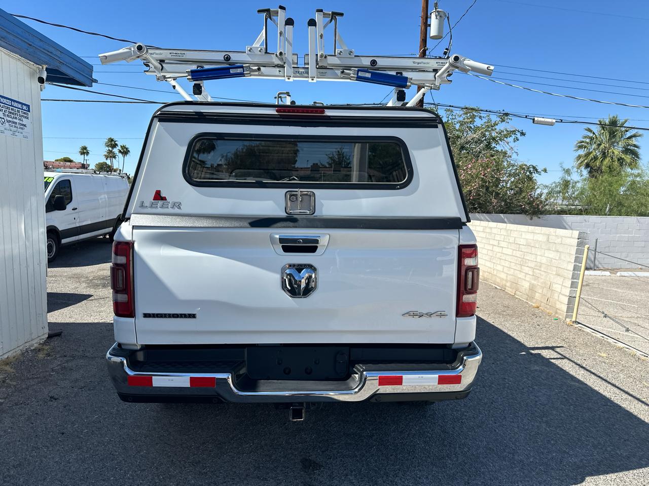 RAM 1500 Big Horn Crew Cab SWB 4WD 2020