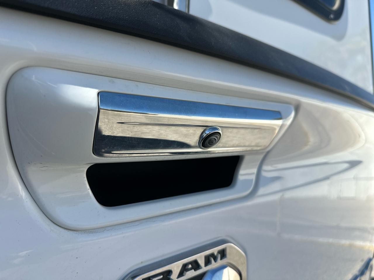 RAM 1500 Big Horn Crew Cab SWB 4WD 2020