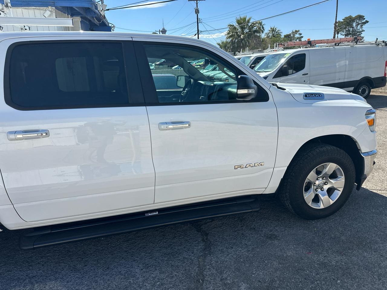 RAM 1500 Big Horn Crew Cab SWB 4WD 2020