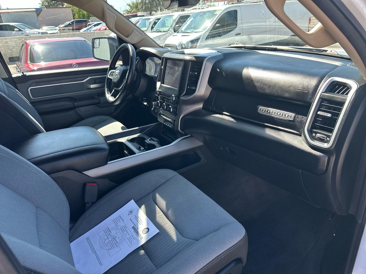 RAM 1500 Big Horn Crew Cab SWB 4WD 2020
