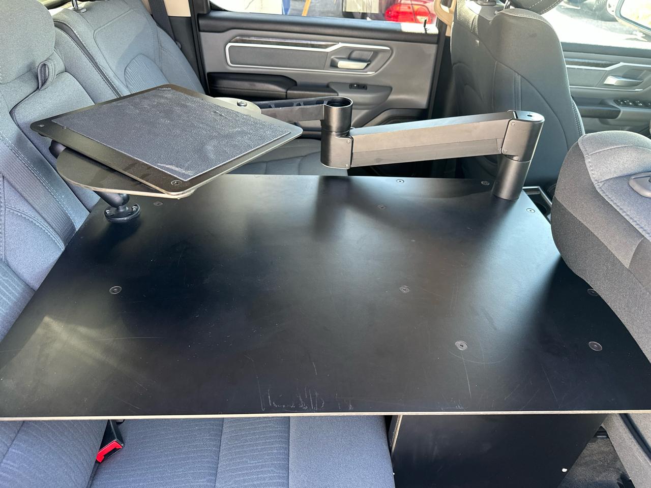 RAM 1500 Big Horn Crew Cab SWB 4WD 2020