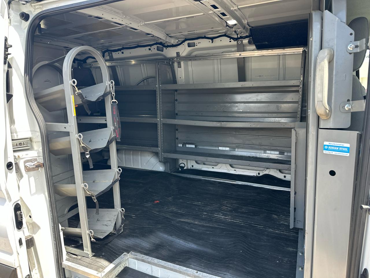 Ford Transit 250 Van Low Roof w/Sliding Pass. 130-in. WB 2019