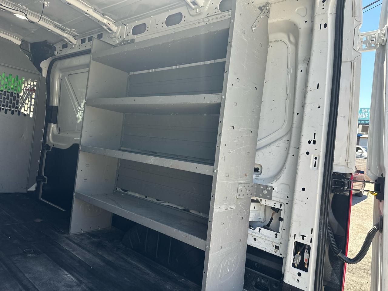 Ford Transit 250 Van Med. Roof w/Sliding Pass. 130-in. WB 2020