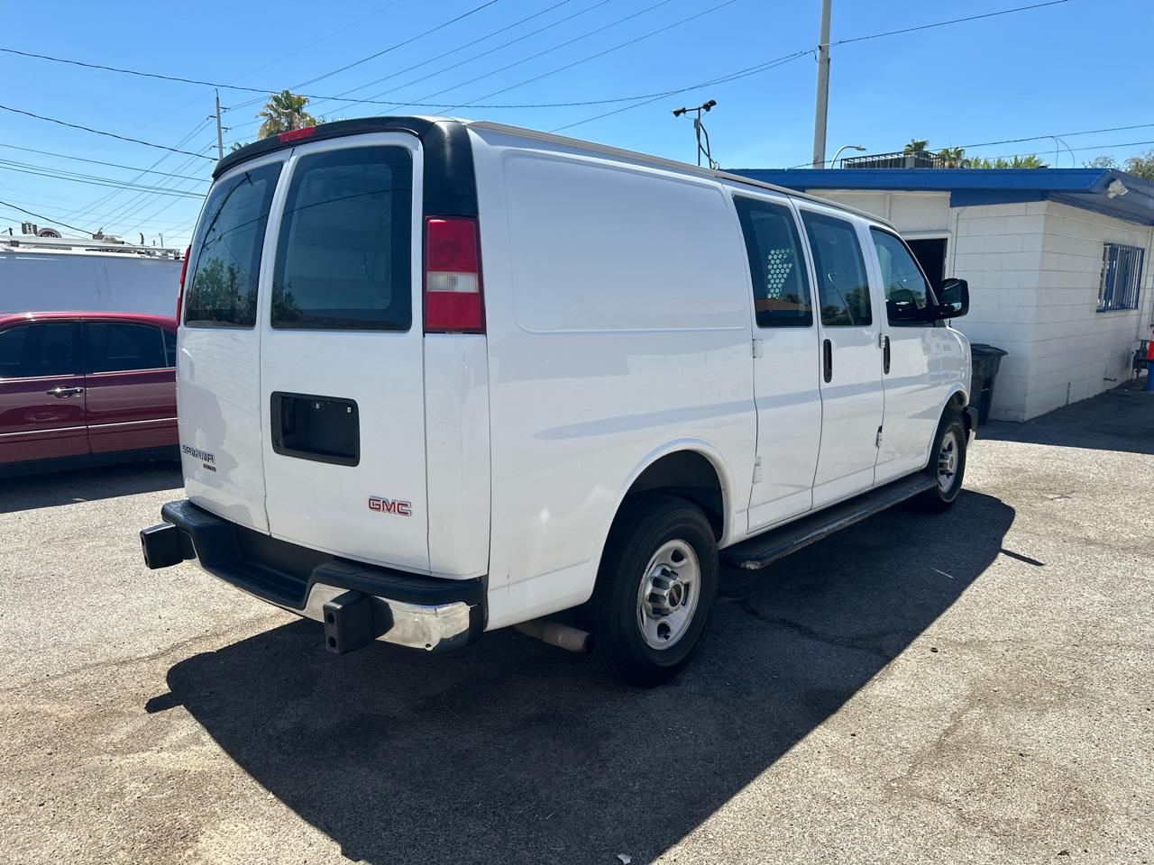 GMC Savana G2500 Cargo 2016