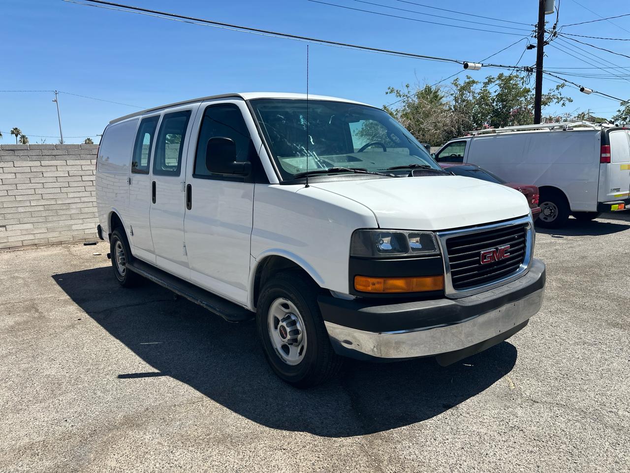 GMC Savana G2500 Cargo 2016