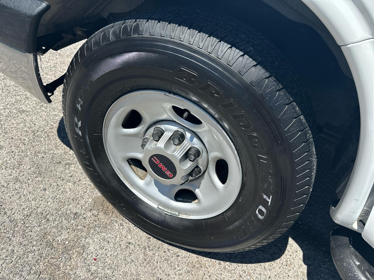 GMC Savana G2500 Cargo 2016