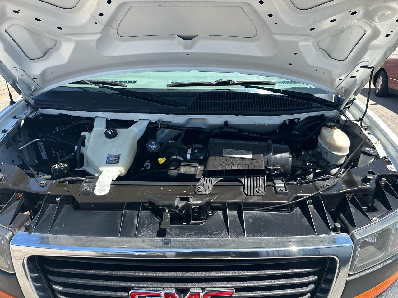 GMC Savana G2500 Cargo 2016