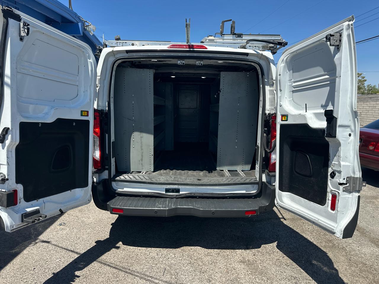 Ford Transit 350 Van Low Roof w/Sliding Pass. 148-in. WB 2018