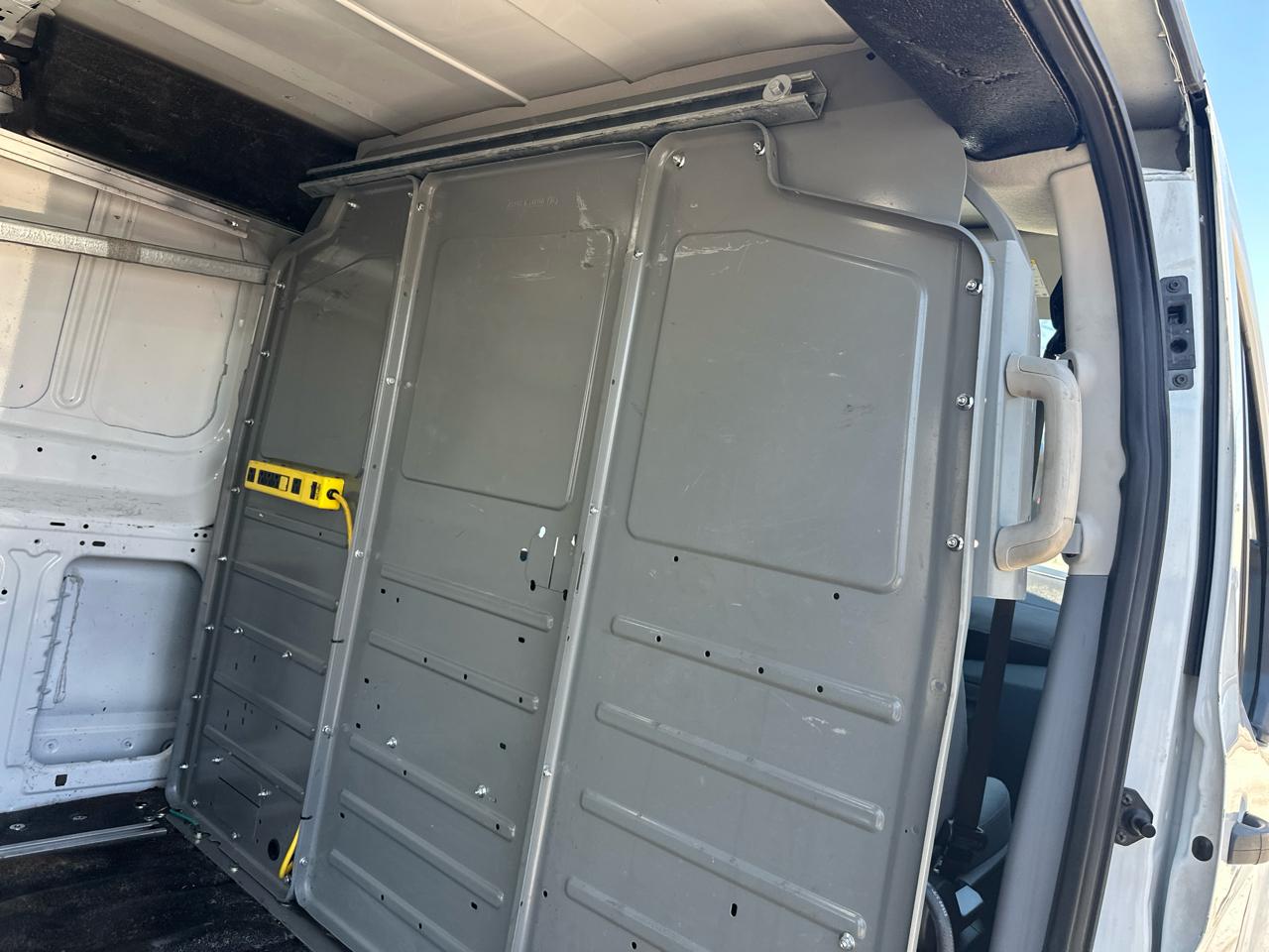 Ford Transit 350 Van Low Roof w/Sliding Pass. 148-in. WB 2018