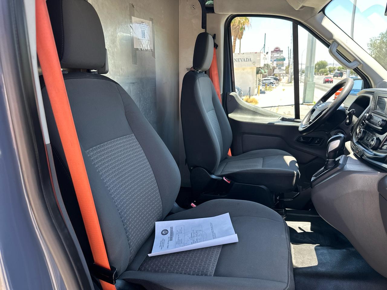 Ford Transit 250 Van High Roof w/Sliding Pass. 148-in. WB EL 2021