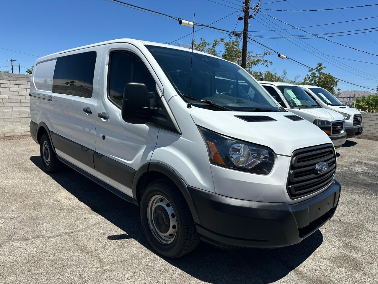 Ford Transit 150 Van Low Roof w/Sliding Pass. 130-in. WB 2018