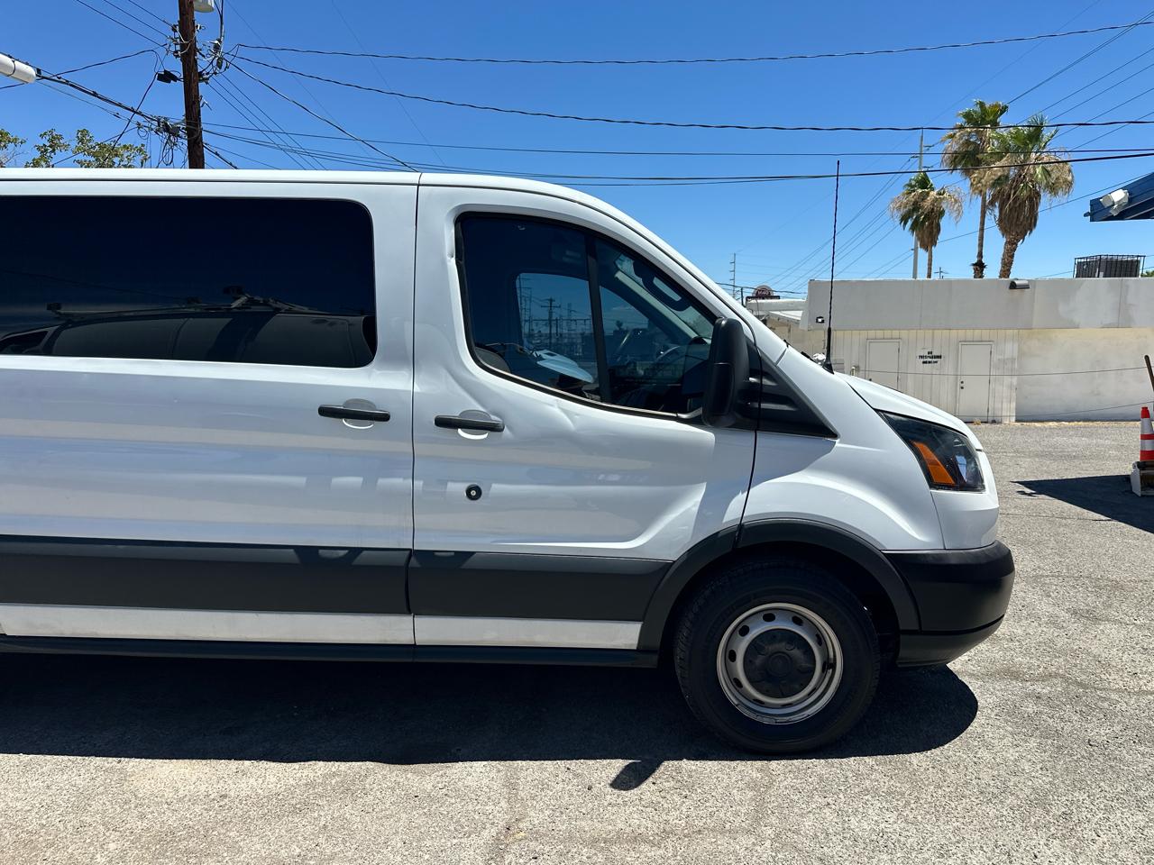 Ford Transit 150 Van Low Roof w/Sliding Pass. 130-in. WB 2018