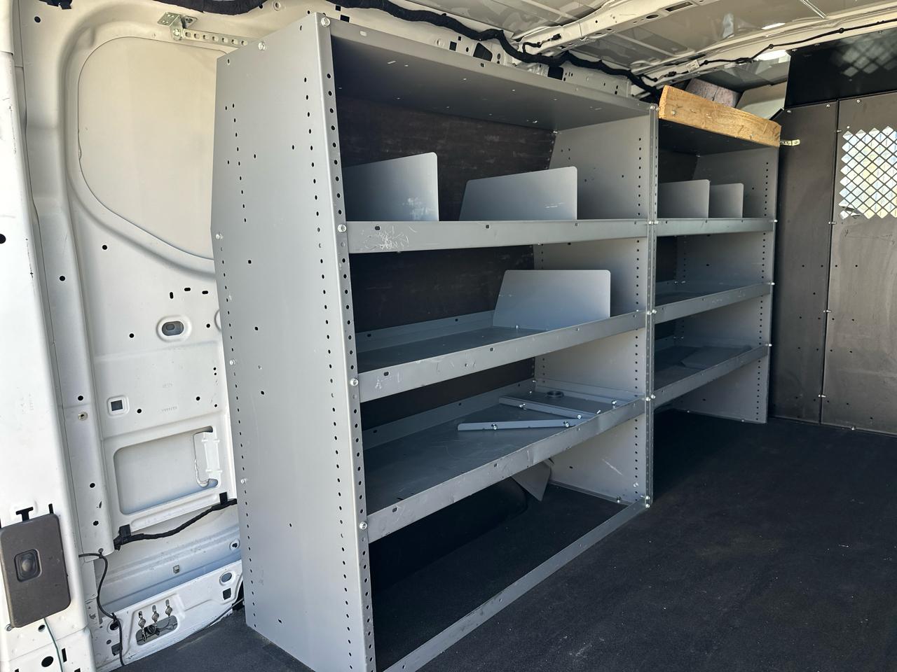 Ford Transit 150 Van Low Roof w/Sliding Pass. 130-in. WB 2018
