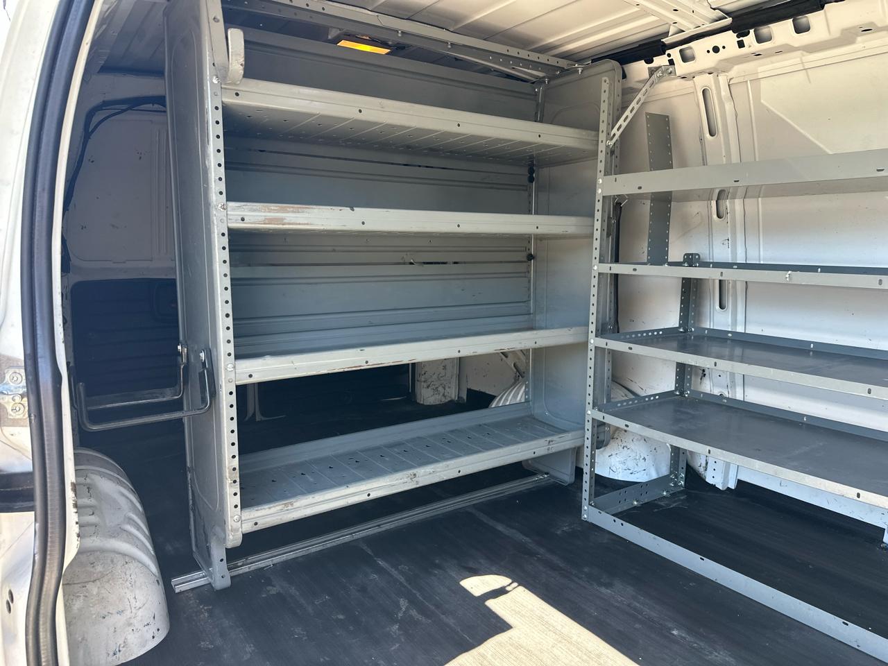 Chevrolet Express 2500 Cargo 2012