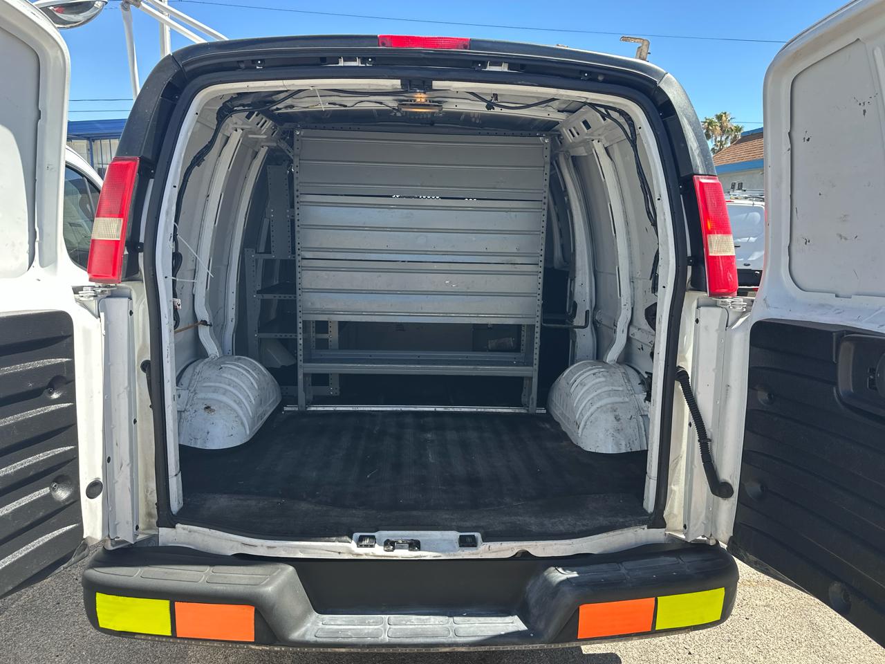 Chevrolet Express 2500 Cargo 2012