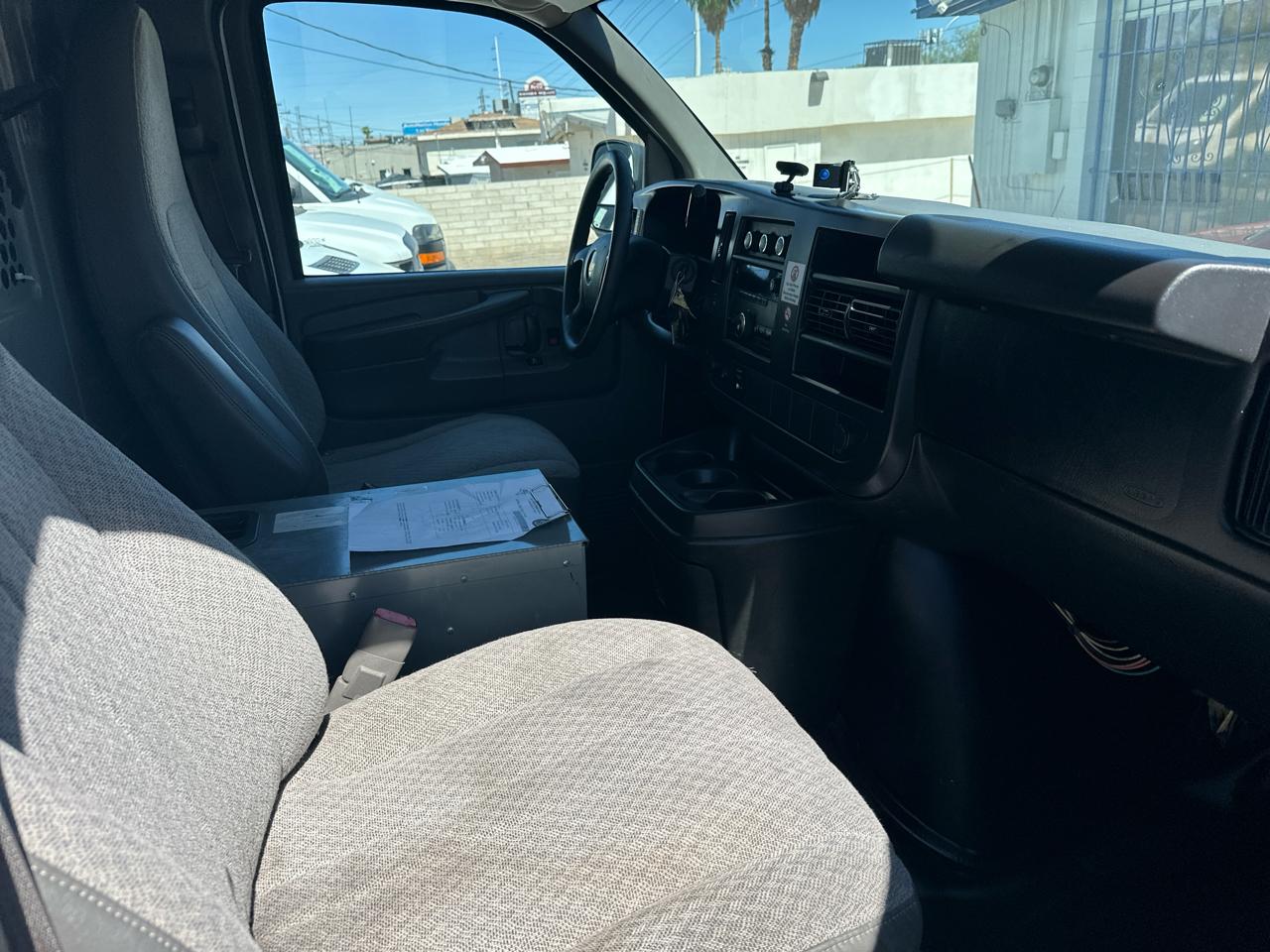 Chevrolet Express 2500 Cargo 2012