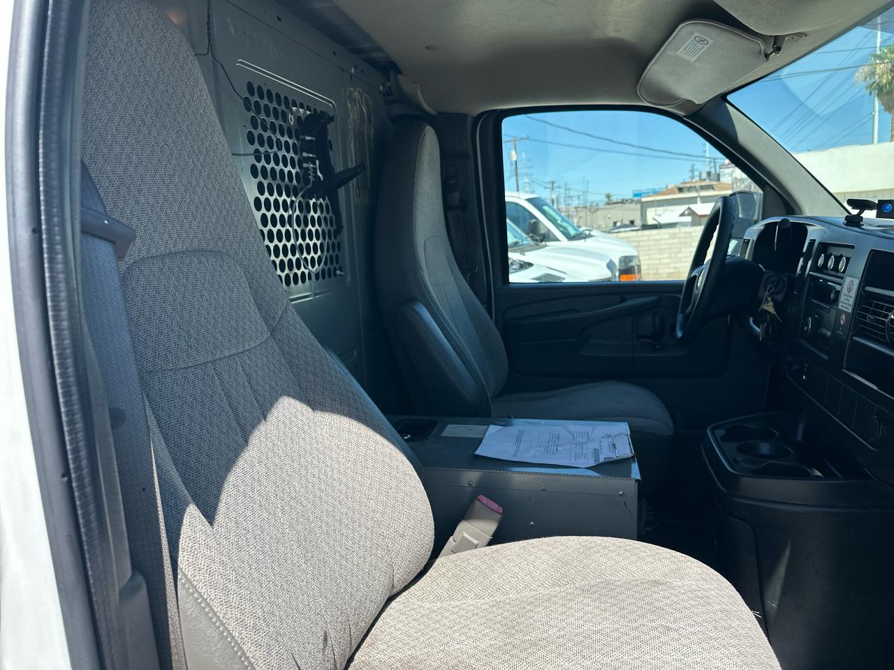 Chevrolet Express 2500 Cargo 2012